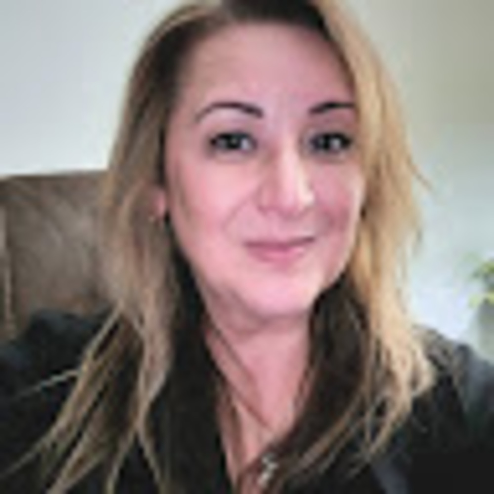 Meet your Posher, Joelle